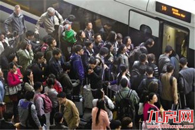 清明假期首日南铁迎客流最高峰 预计发送旅客82万人次——九房网