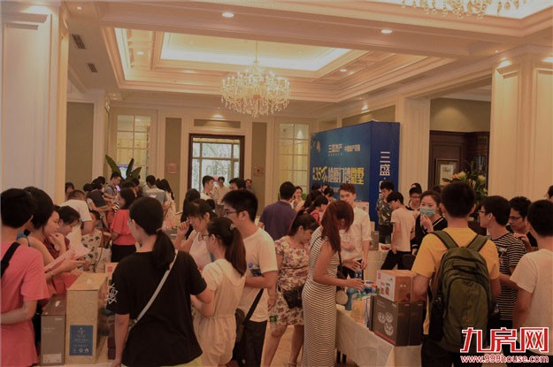 首届九房网全城博饼节圆满落幕！2万元现金被这个人博走了！——九房网