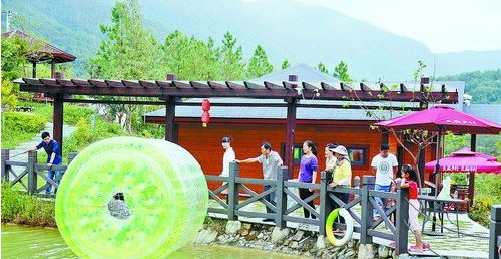 黄金周岛外休闲农庄受热捧 成许多短途自驾游游客的来厦首选——九房网