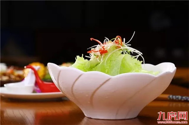 【厦门爆闻】城区常住人口不到300万，不得推积分落户！将停止别墅类用地的土地供应…——九房网