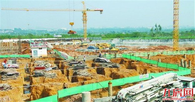 厦门一中海沧校区初中部教学楼封顶 校区配套全面铺开——九房网