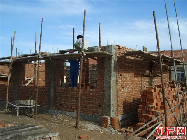 厦门25户危房改造已动工 争取12月中旬完成改造——九房网