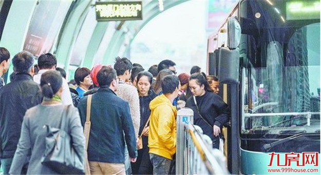 如何让BRT出行更舒适？ 代表委员建议增设坡道、垂直电梯等设施——九房网