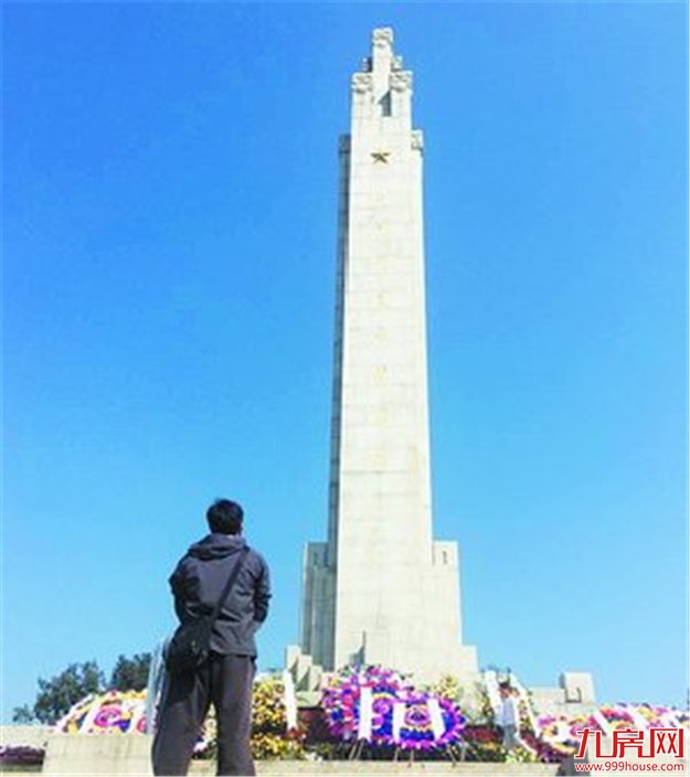清明首日厦门岛内革命烈士陵园市民络绎不绝 岛外略显冷清——九房网 清明首日厦门岛内革命烈士陵园市民络绎不绝 岛外略显冷清——九房网