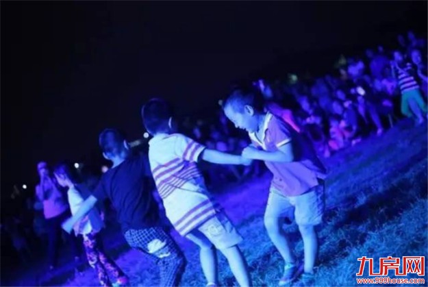 十里蓝山：音乐、露营、烧烤、花海...带上孩子来撒欢吧！——九房网