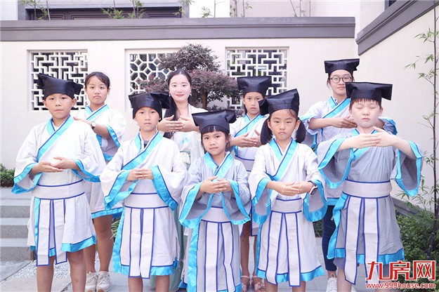 艺术课堂 | 帘卷春风,清香自来——九房网 艺术课堂 | 帘卷春风,清香自来——九房网