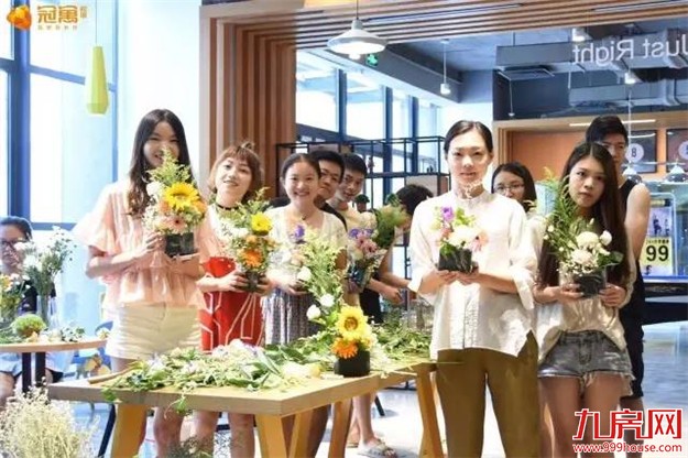 龙湖冠寓x摩拜单车 | 最美的骑迹,都是冠寓你!——九房网 龙湖冠寓x摩拜单车 | 最美的骑迹,都是冠寓你!——九房网