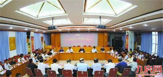 教育局局长:推进岛内腾笼换凤 解决教育不平衡不充分——九房网 教育局局长:推进岛内腾笼换凤 解决教育不平衡不充分——九房网