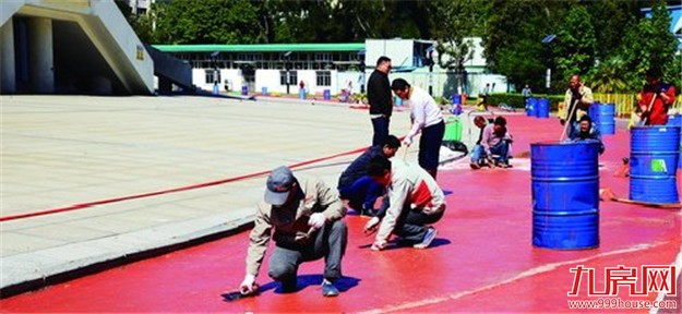 市体育中心市民跑道翻新 预计于一周后完工——九房网