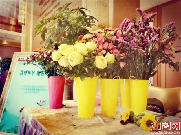 “女神”间的聚会:精彩花絮揭秘——九房网 “女神”间的聚会:精彩花絮揭秘——九房网