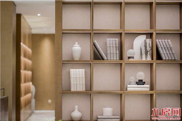 融创•东南府丨洞见价值逻辑,当红墅品载誉再启——九房网 融创•东南府丨洞见价值逻辑,当红墅品载誉再启——九房网