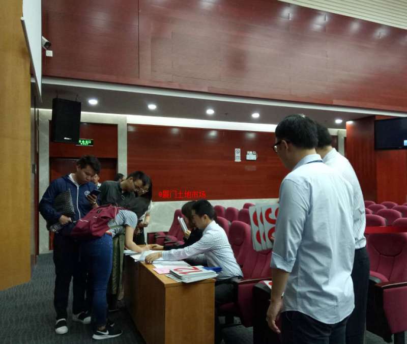 直播|2018厦门土拍首战！最高上限楼面价3.75万/㎡，能否出地王？——九房网