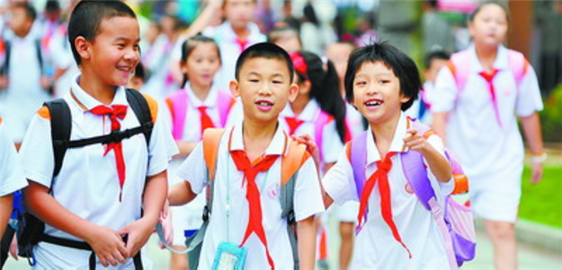 厦门积分入学报名人数创新高 比去年增加5000多人——九房网