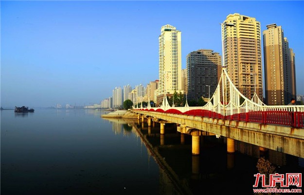 五一全国楼市“凉飕飕” 丹东房价却两天猛涨57%——九房网 五一全国楼市“凉飕飕” 丹东房价却两天猛涨57%——九房网