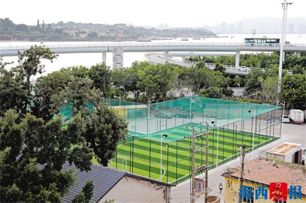 海滨足球公园开园  为厦港老城区新增踢球健身好去处 ——九房网