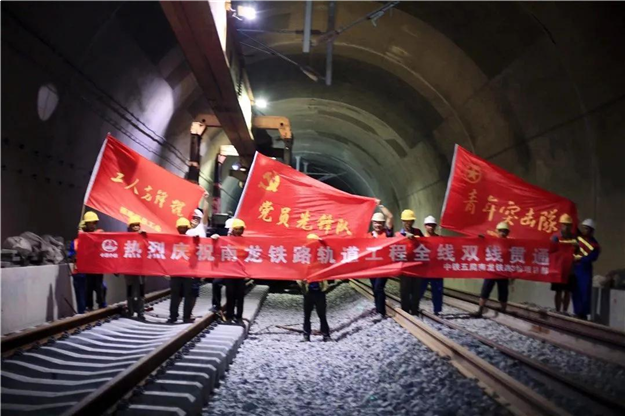 最新！福厦高铁跨海大桥海上施工启动，今后厦门到福州不用一小时……——九房网