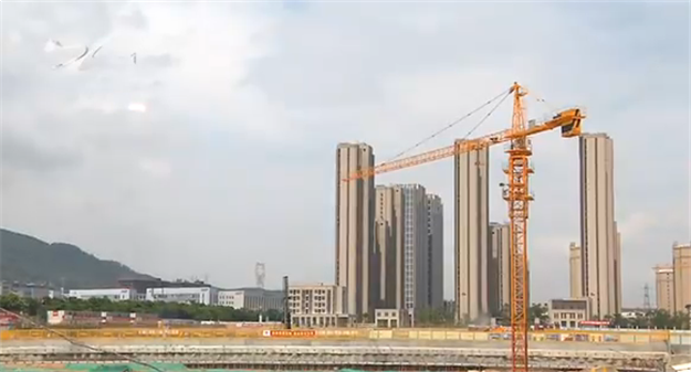 新阳居住区地下室主体施工：高标准配置地下停车位——九房网