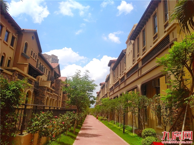 冲鸭!“占座”啦!——九房网 冲鸭!“占座”啦!——九房网