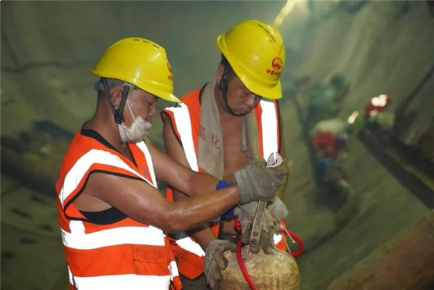 厦门地铁3号线创国内“海底洞内盾构机弃壳解体”新纪录——九房网 厦门地铁3号线创国内“海底洞内盾构机弃壳解体”新纪录——九房网