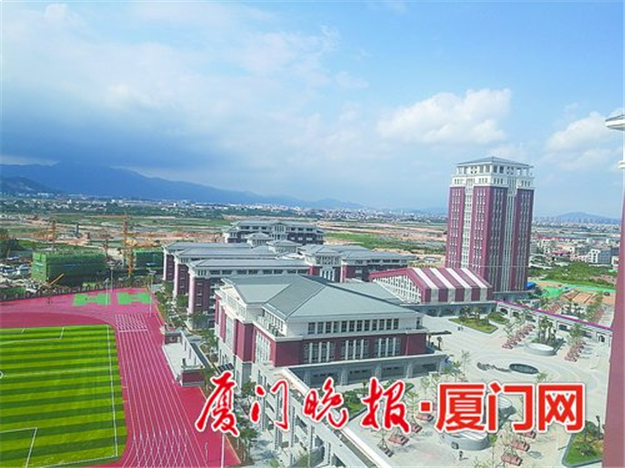 两所名校岛外校区迎首届高一新生——九房网