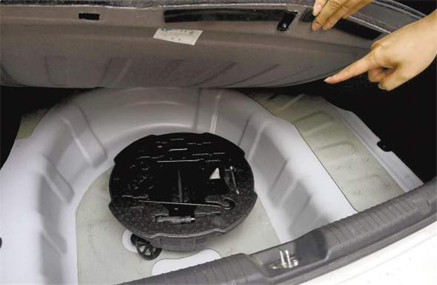 修个车备胎不见了竟是4S店“不问自取”——九房网