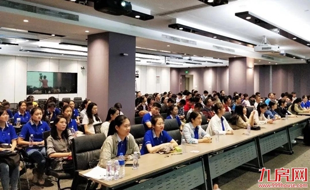 聚焦世界杯 | 攀岩世界杯厦门站逐年“升级”——名将从这里“攀”向东京奥运——九房网 聚焦世界杯 | 攀岩世界杯厦门站逐年“升级”——名将从这里“攀”向东京奥运——九房网