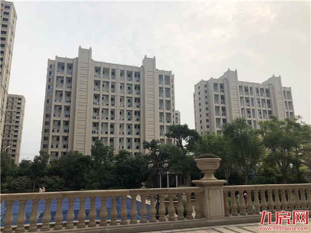 实探!翔安热盘最新进度曝光!精装2.6万/㎡起,刚需看过来!——九房网 实探!翔安热盘最新进度曝光!精装2.6万/㎡起,刚需看过来!——九房网