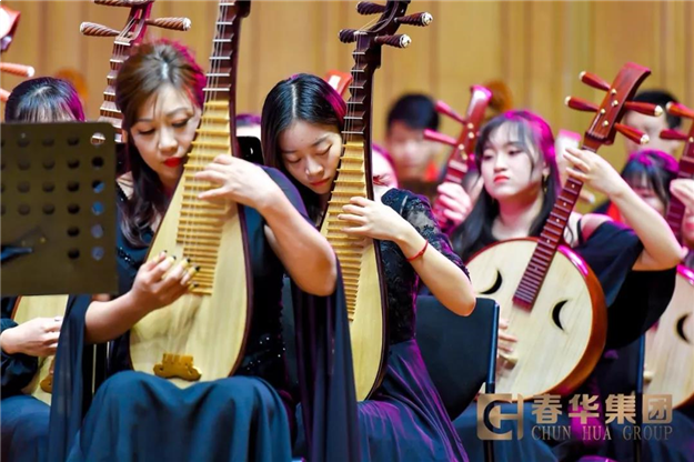 600人齐聚！楼市大事件！厦门年度最大盛会启幕！整个地产圈都燃了！——九房网