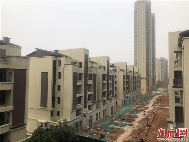 实探!集美热盘最新进度曝光!学区房32000元/㎡起!刚需看过来!——九房网 实探!集美热盘最新进度曝光!学区房32000元/㎡起!刚需看过来!——九房网