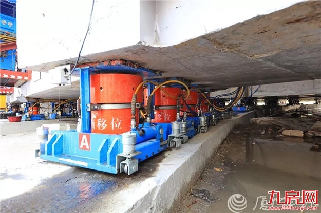 震撼!厦后溪长途汽车站成功“平移”288米+转身90°——九房网