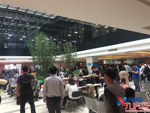 苏州楼市“限售令”实施后:工业园区几无新房可卖 部分二手房价格不降反升——九房网 苏州楼市“限售令”实施后:工业园区几无新房可卖 部分二手房价格不降反升——九房网