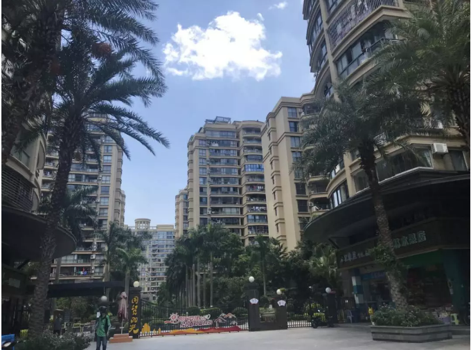 太膨胀！还没开盘，一批房东就密谋涨价！中介直言：成交惨淡！——九房网