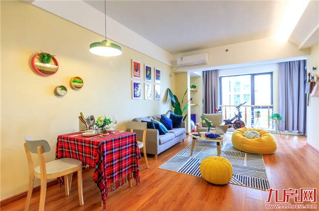 龙湖集团业绩会 - 龙湖冠寓“坚定前行”且赚钱可期——九房网 龙湖集团业绩会 - 龙湖冠寓“坚定前行”且赚钱可期——九房网