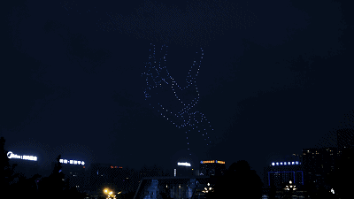 震撼！春晚级别！无人机矩阵汇聚厦门上空，盛大灯光秀来袭！——九房网