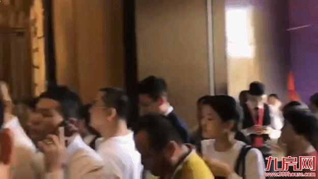 傻眼了!上千买房人出动!有盘大卖近40套!厦门楼市又暴起了?——九房网 傻眼了!上千买房人出动!有盘大卖近40套!厦门楼市又暴起了?——九房网