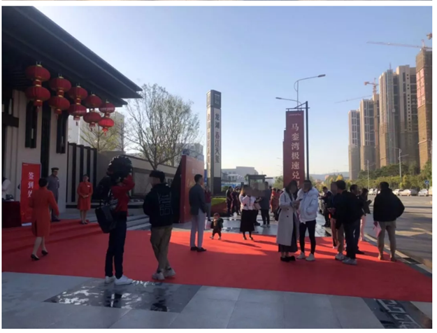 1小时售罄!200多套房源被疯抢!刚刚,马銮湾纯新盘首开,人气炸裂!——九房网 1小时售罄!200多套房源被疯抢!刚刚,马銮湾纯新盘首开,人气炸裂!——九房网