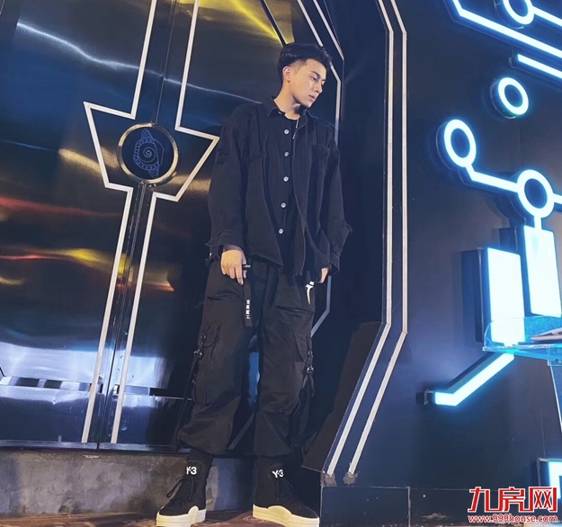 厦门龙湖冠寓·你的“全球城市形象大使”爱豆，就在你隔壁！——九房网