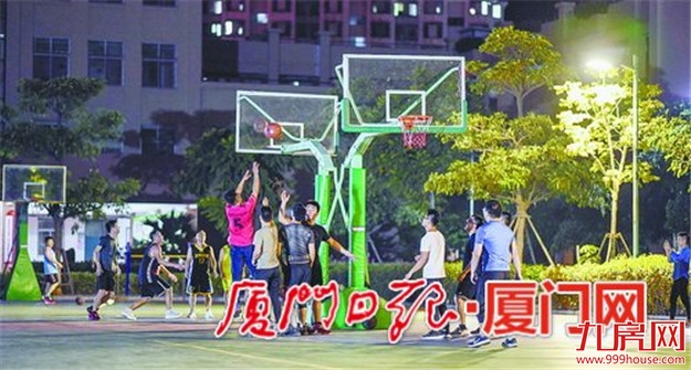 厦门50个校园体育场今起对外开放 刷脸就能入校锻炼——九房网