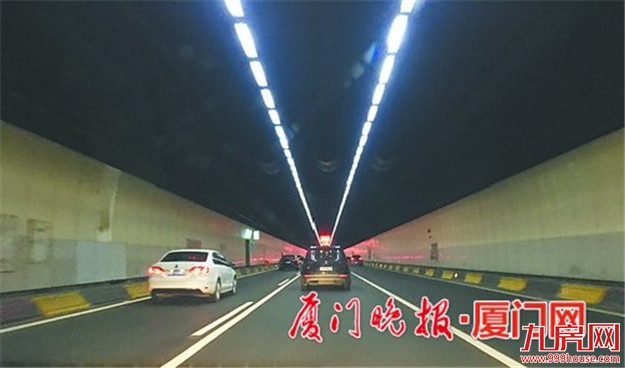 见“峰”使舵! 海沧可变车道车全市首创 已试运行一周——九房网