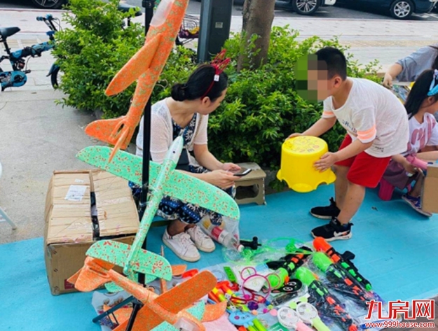 龙门集市趣味多 有种羡慕叫“家住龙湖”——九房网 龙门集市趣味多 有种羡慕叫“家住龙湖”——九房网