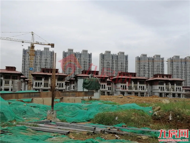 最新实探!8盘争夺!最低12727元/㎡!价格战打响?——九房网 最新实探!8盘争夺!最低12727元/㎡!价格战打响?——九房网