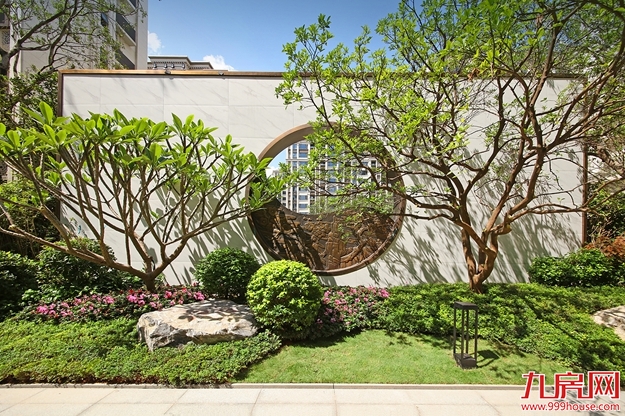 景粼门,从历史中走来,遁入生活的颖悟——九房网 景粼门,从历史中走来,遁入生活的颖悟——九房网