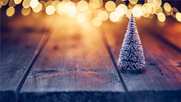 @禾粉们 叮咚，你的圣诞礼物驾到，快来拆礼啦！——九房网