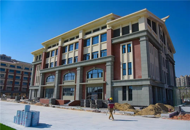 厦门新体育中心进入钢结构施工 基础施工顺利推进——九房网 厦门新体育中心进入钢结构施工 基础施工顺利推进——九房网