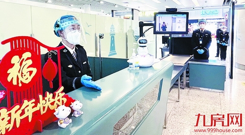 厦门机场迎送旅客逾12万人次 返程客流高峰将持续两周——九房网 厦门机场迎送旅客逾12万人次 返程客流高峰将持续两周——九房网