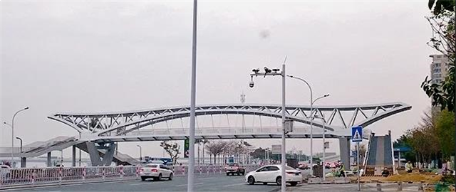 好消息!滨海西大道新增四座人行天桥,位置在…——九房网 好消息!滨海西大道新增四座人行天桥,位置在…——九房网