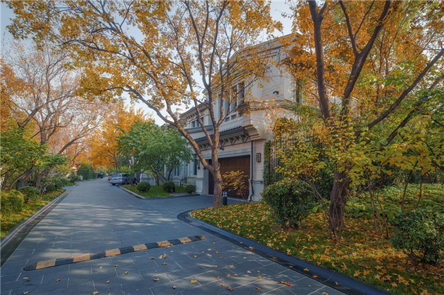 景粼原著御湖墅 | 时间积淀 筑一方极制墅——九房网 景粼原著御湖墅 | 时间积淀 筑一方极制墅——九房网