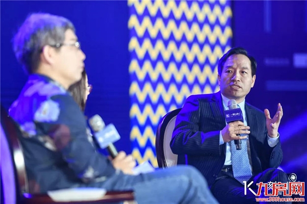 世界聚焦新经济!一刻talks新经济·春季创新峰正在举行——九房网 世界聚焦新经济!一刻talks新经济·春季创新峰正在举行——九房网