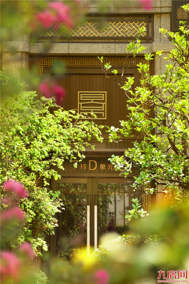 景粼原著御湖墅 | 天工酿造 极制龙湖墅——九房网 景粼原著御湖墅 | 天工酿造 极制龙湖墅——九房网