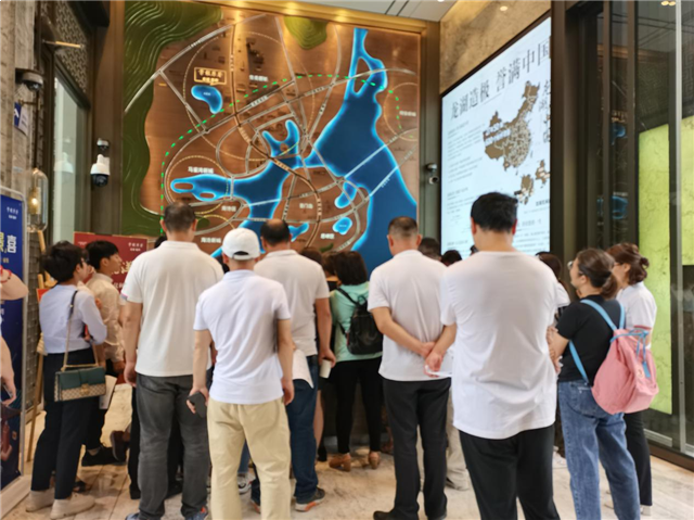 景粼洋房|湖岸沸腾真洋房热领全城——九房网 景粼洋房|湖岸沸腾真洋房热领全城——九房网